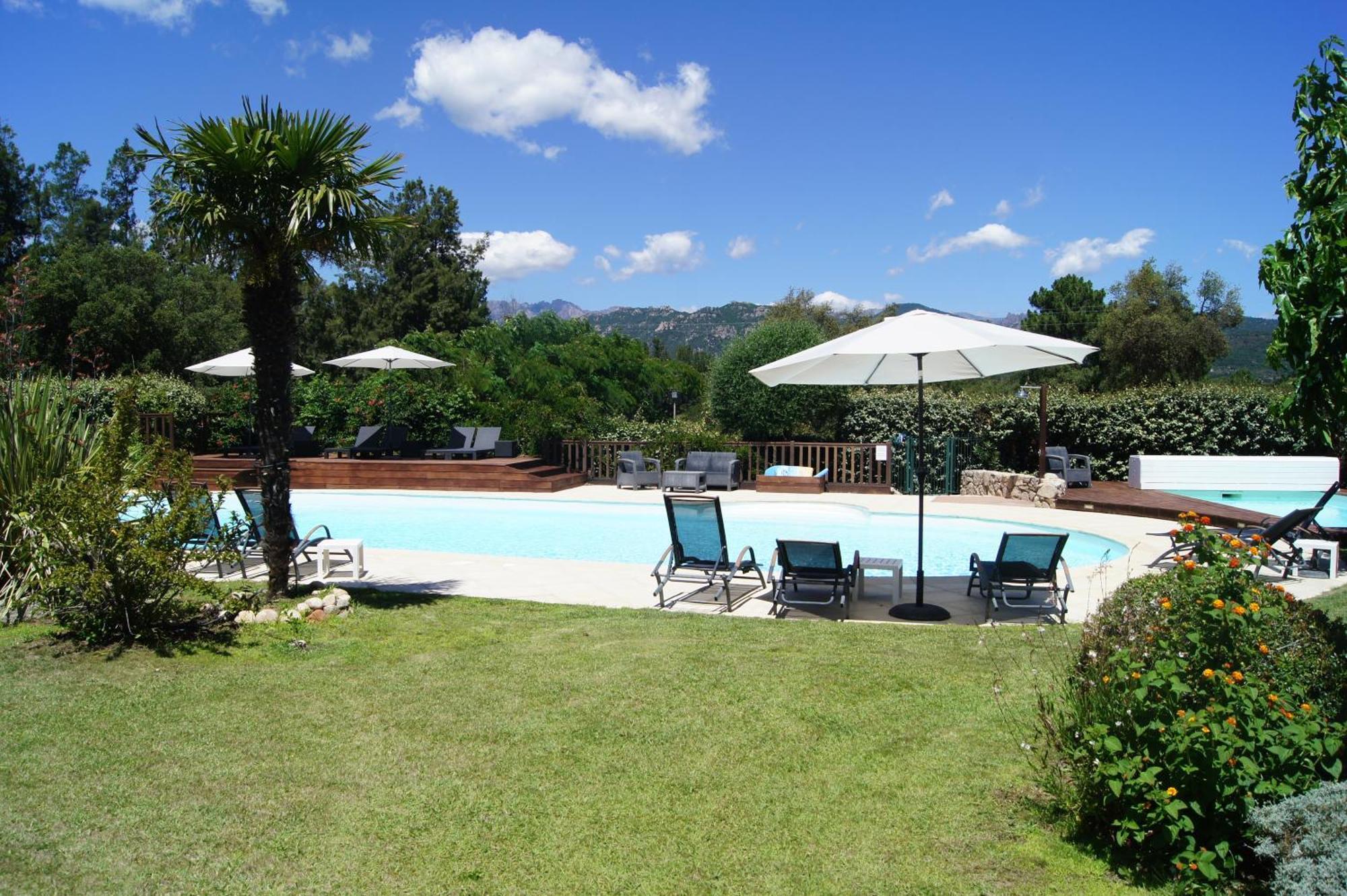 Residence Les Jardins De Sainte-Lucie "Piscine Chauffee" Экстерьер фото
